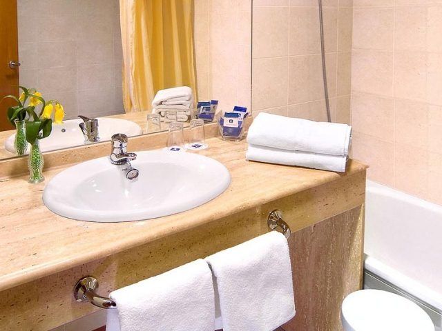 Rh Sol Hotel